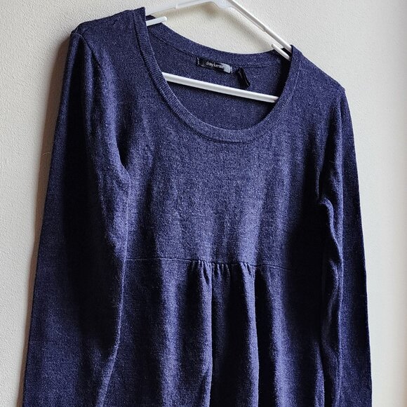 Daisy Fuentes Long Sleeve Navy Blue Scoop Neck Baby Doll Sweater Size Large - Picture 2 of 16